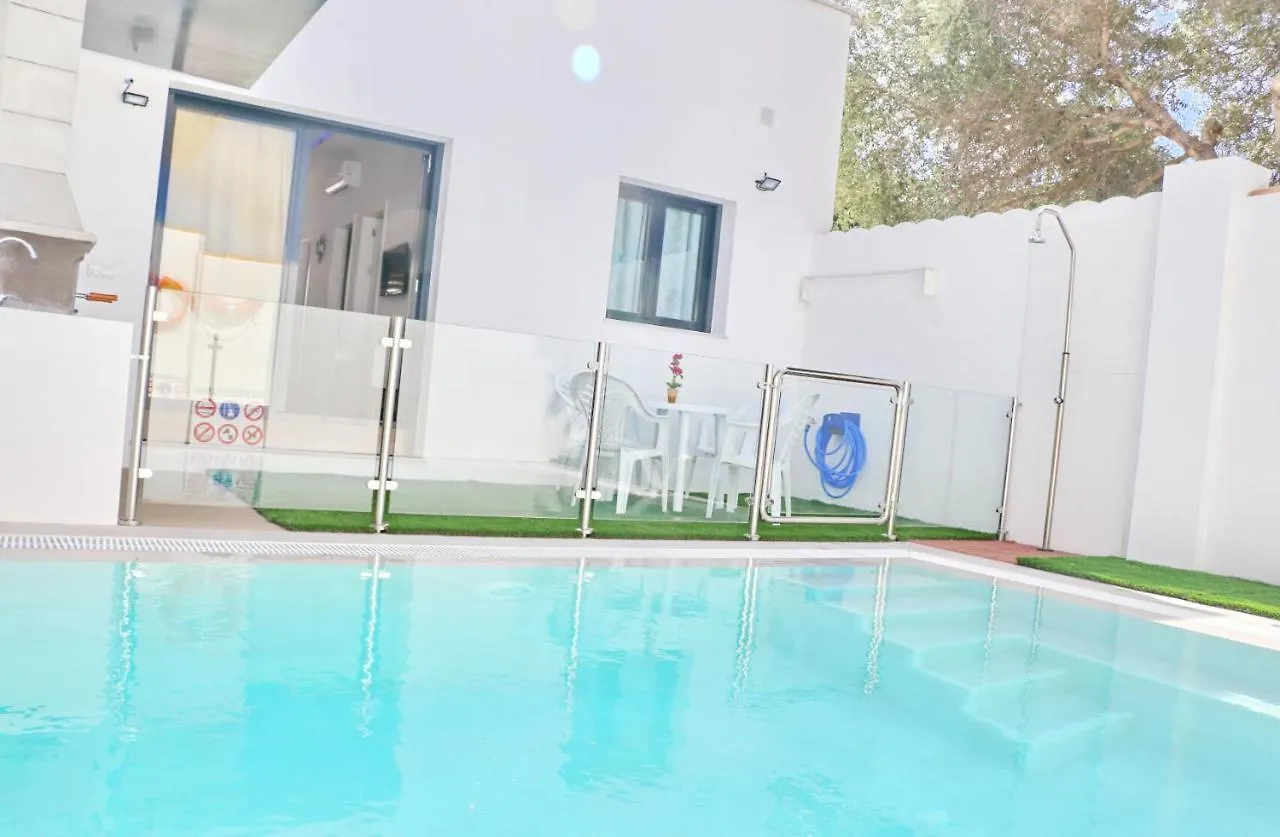 Casa Con Piscina De Agua Salada III Villa Conil De La Frontera 0*,  Spanje